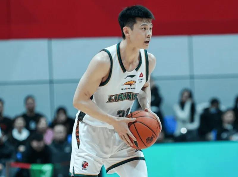 世界杯app下载-辽宁2将打强队太吃力!王岚嵚组织与得分全垮,付豪进攻失灵了!