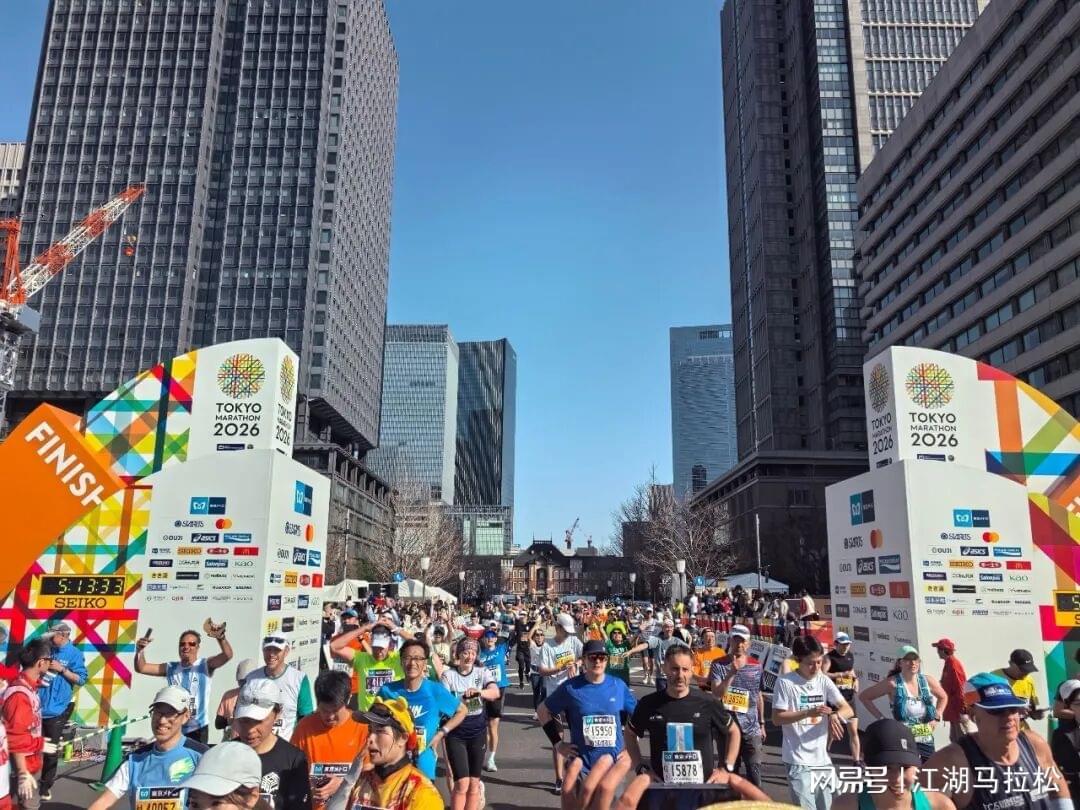 世界杯app下载-就号码布！东京马拉松这大满贯吃相也太难看了吧