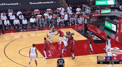 世界杯app下载-莫里斯考辛斯先后被驱逐 火湖一战上演闹剧